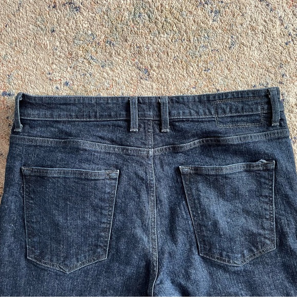 Slim-fit jeans with Dark Wash Resin & Timber Stitch - Picture 5 of 5